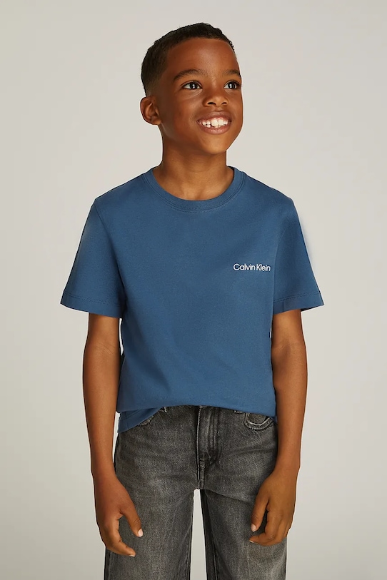 Хлопковая футболка детская 2 шт Calvin Klein Jeans, темно-синий
Хлопковая футболка детская 2 шт Calvin Klein Jeans, темно-синий