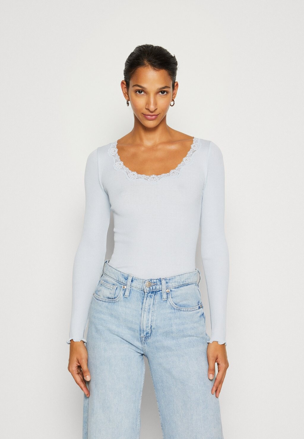 Рубашка с длинным рукавом Rosemunde, цвет heather sky
Рубашка с длинным рукавом Rosemunde, цвет heather sky