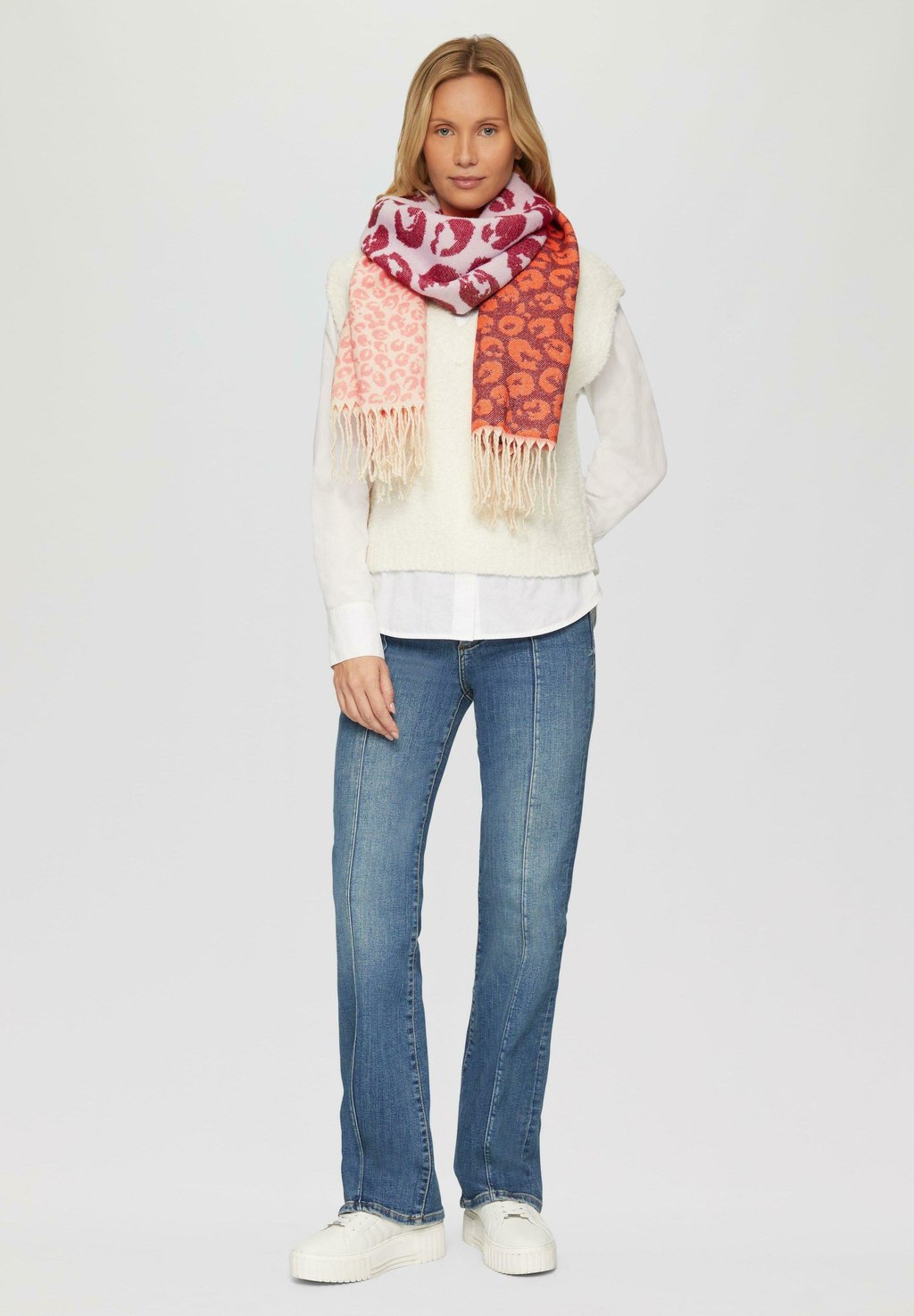 Шарф s.Oliver, фиолетовый
Шарф s.Oliver, фиолетовый