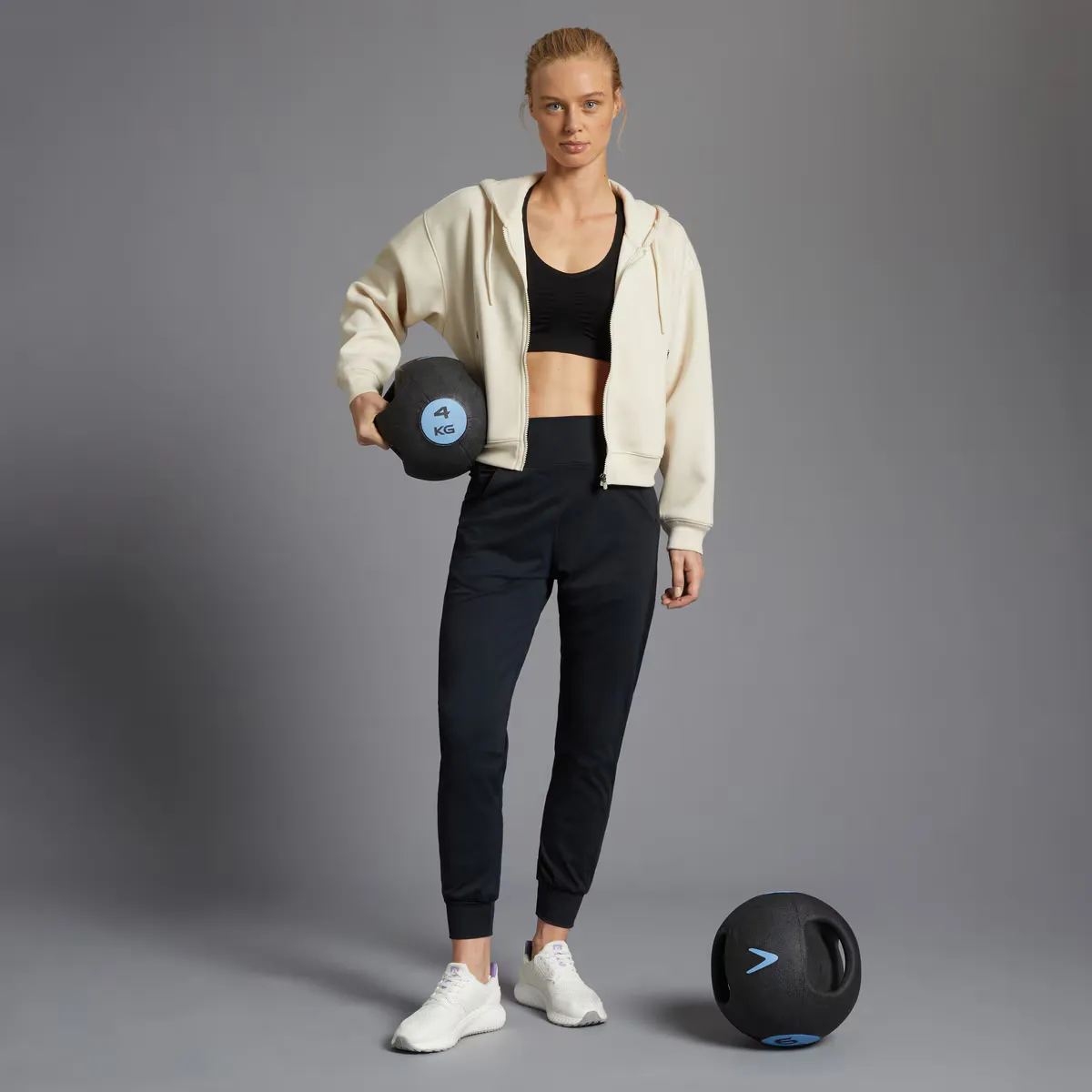 Женские тренировочные брюки Boomerang, чёрный
Женские тренировочные брюки Boomerang, чёрный