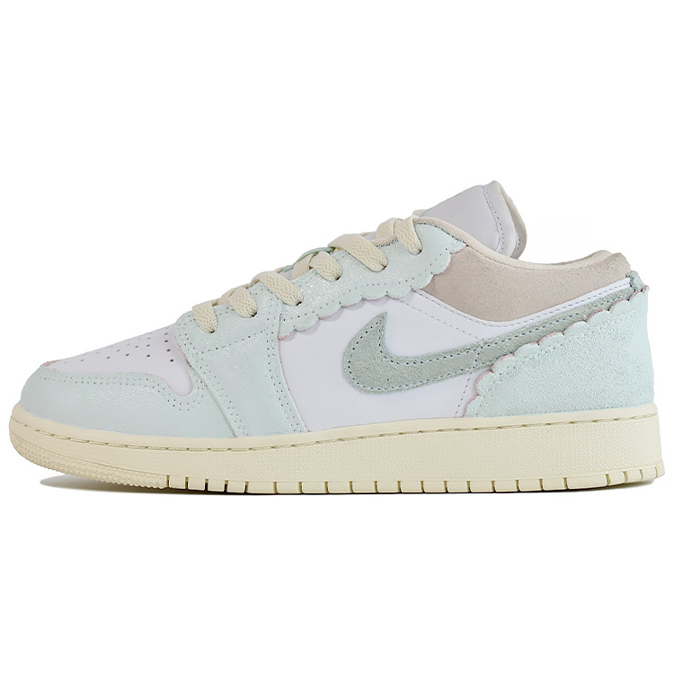 Jordan Детские баскетбольные кроссовки Air 1 Low с противоскользящим износостойким верхом, белые, голубые, для подростков
Jordan Детские баскетбольные кроссовки Air 1 Low с противоскользящим износостойким верхом, белые, голубые, для подростков