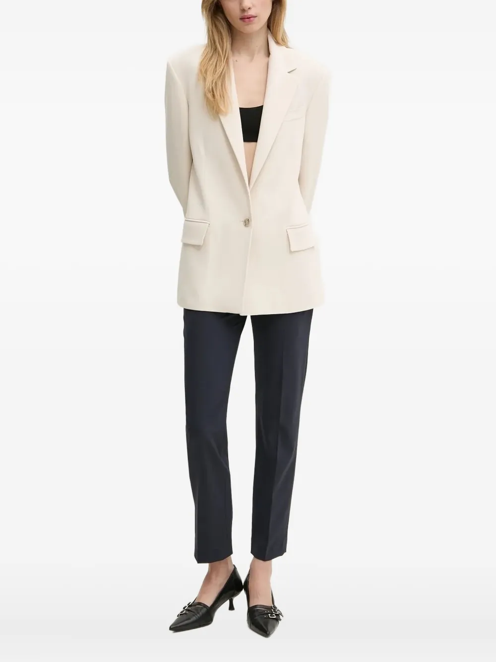 Однобортный пиджак с присборенными плечами Iceberg, нейтральный
Однобортный пиджак с присборенными плечами Iceberg, нейтральный