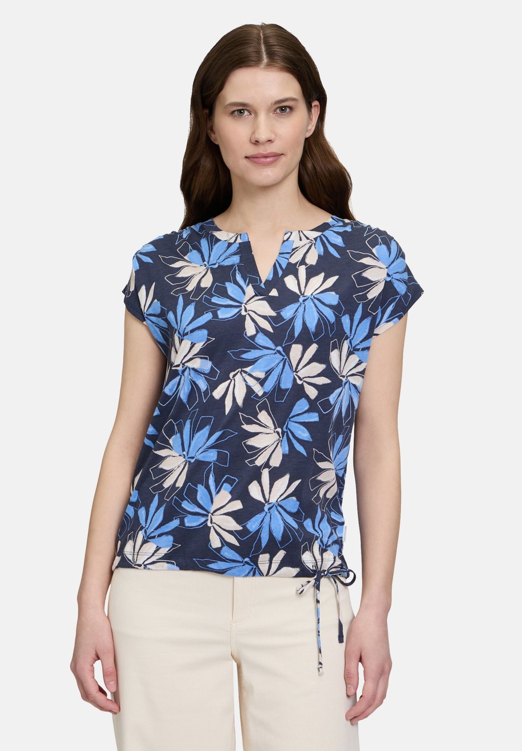 Футболка с принтом CASUAL MIT TUNNELZUG Betty & Co, синий
Футболка с принтом CASUAL MIT TUNNELZUG Betty & Co, синий