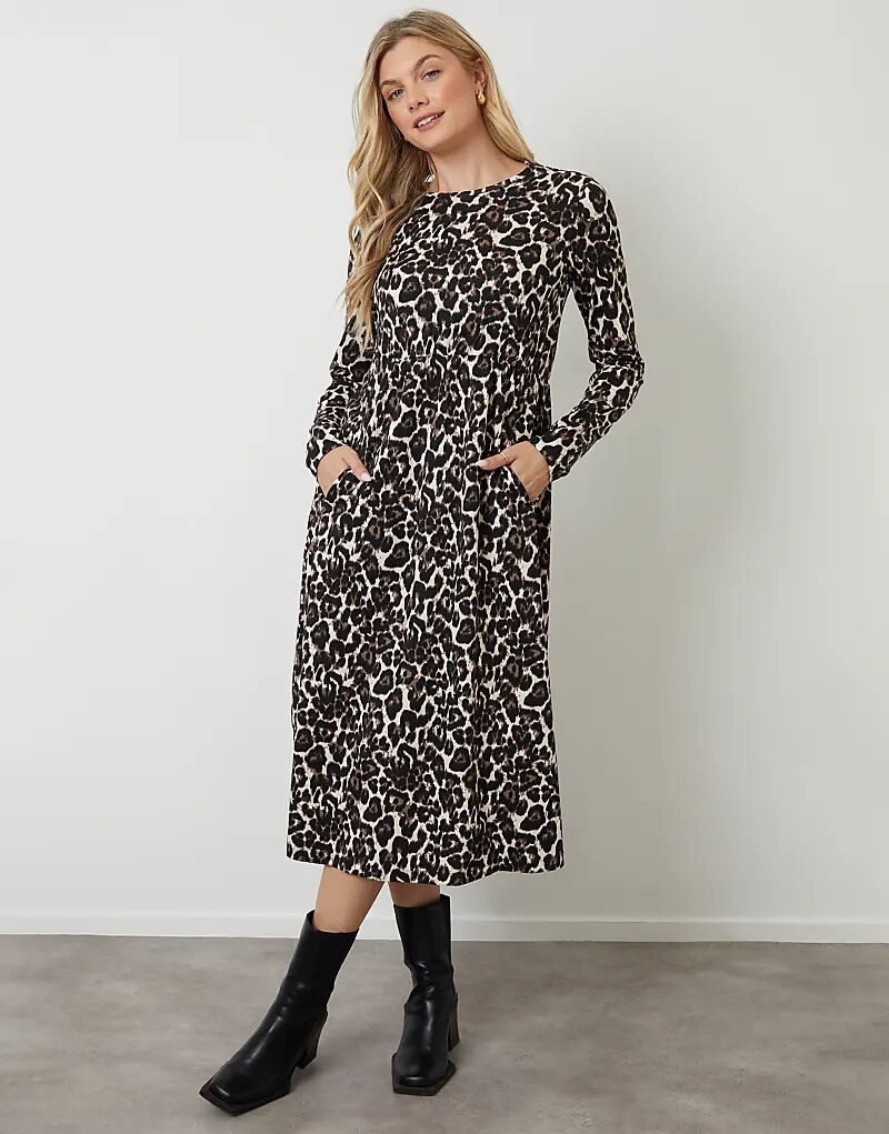 Платье миди из трикотажа Threadbare с длинными рукавами коричневого цвета
Платье миди из трикотажа Threadbare с длинными рукавами коричневого цвета