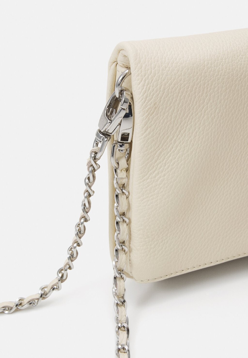 Сумка через плечо ROCK SWING YOUR WINGS Zadig & Voltaire, кремовый 
Сумка через плечо ROCK SWING YOUR WINGS Zadig & Voltaire, кремовый