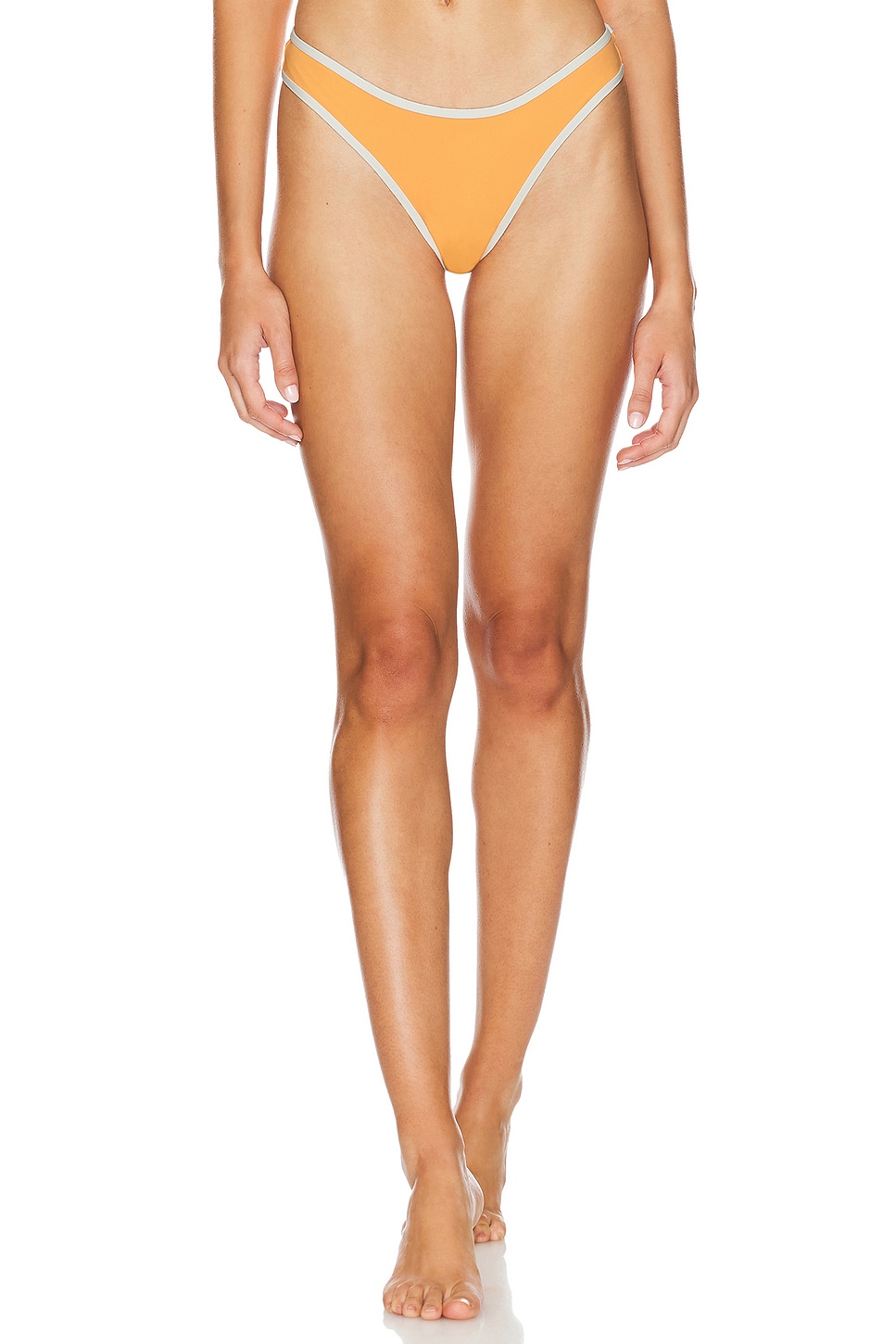 Классический бикини-лиф с глубоким вырезом Weworewhat, бежевый
Классический бикини-лиф с глубоким вырезом Weworewhat, бежевый