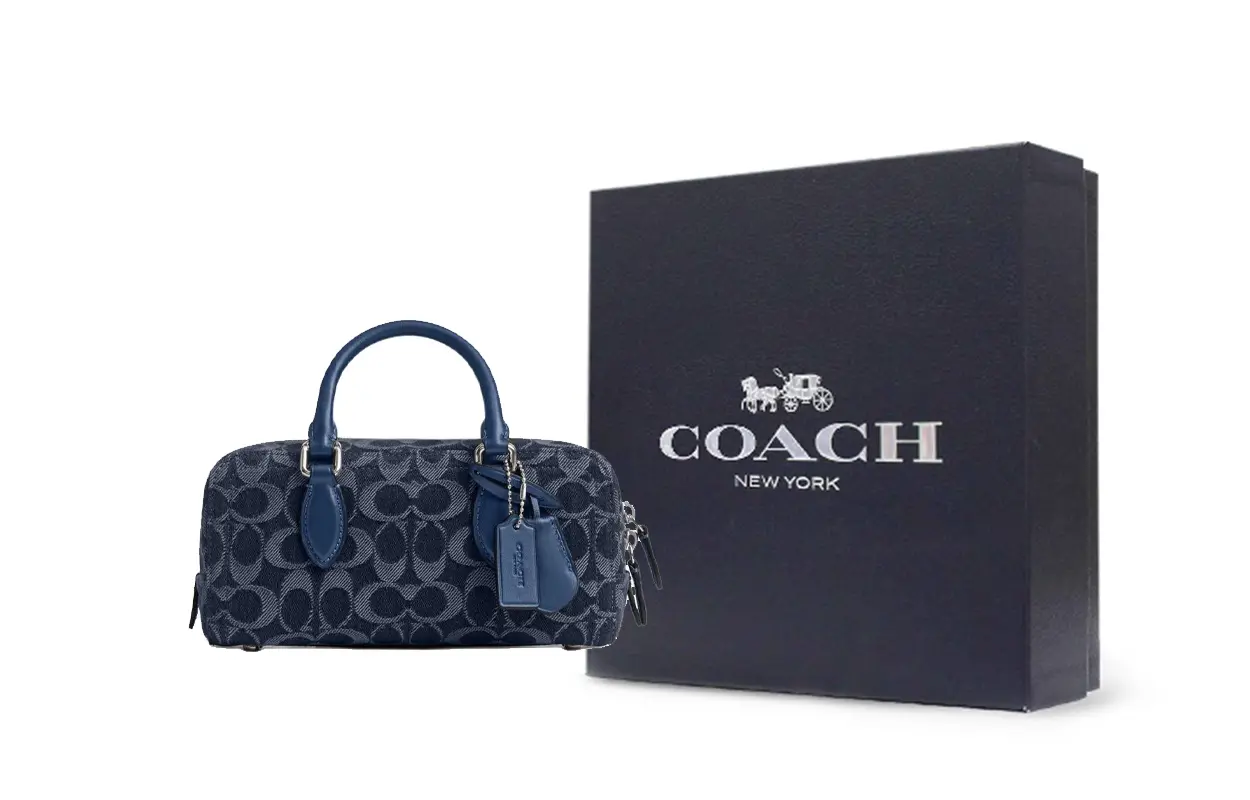 COACH Сумка кроссбоди маленькая женская
COACH Сумка кроссбоди маленькая женская