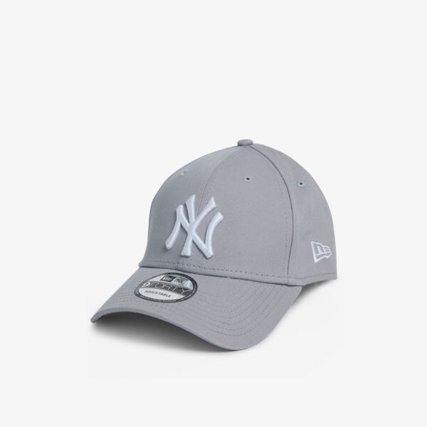 9Forty хлопковая бейсболка New York Yankees New Era, серый
9Forty хлопковая бейсболка New York Yankees New Era, серый