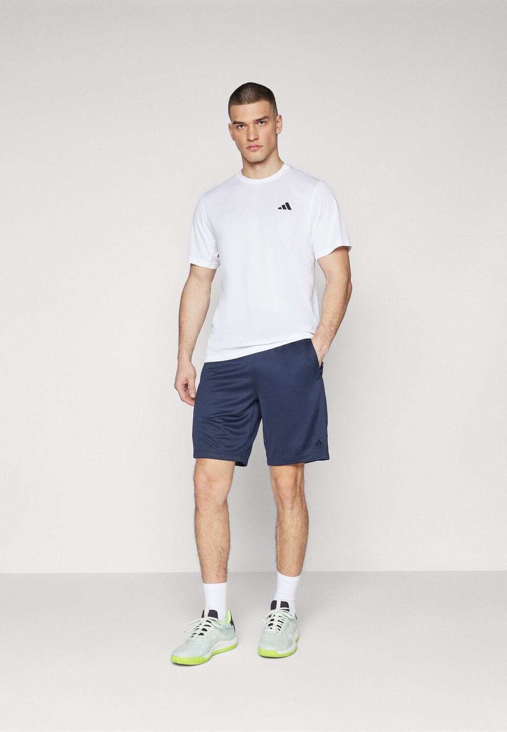 Спортивные шорты Tiro Wordmark Shorts adidas Sportswear, Legend чернильный/почти желтый
Спортивные шорты Tiro Wordmark Shorts adidas Sportswear, Legend чернильный/почти желтый