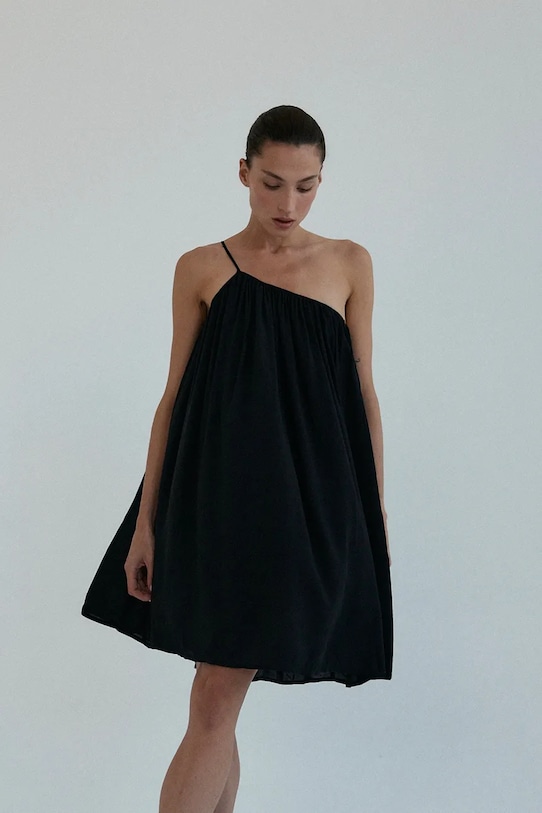 Платье Muuv. aise, черный
Платье Muuv. aise, черный