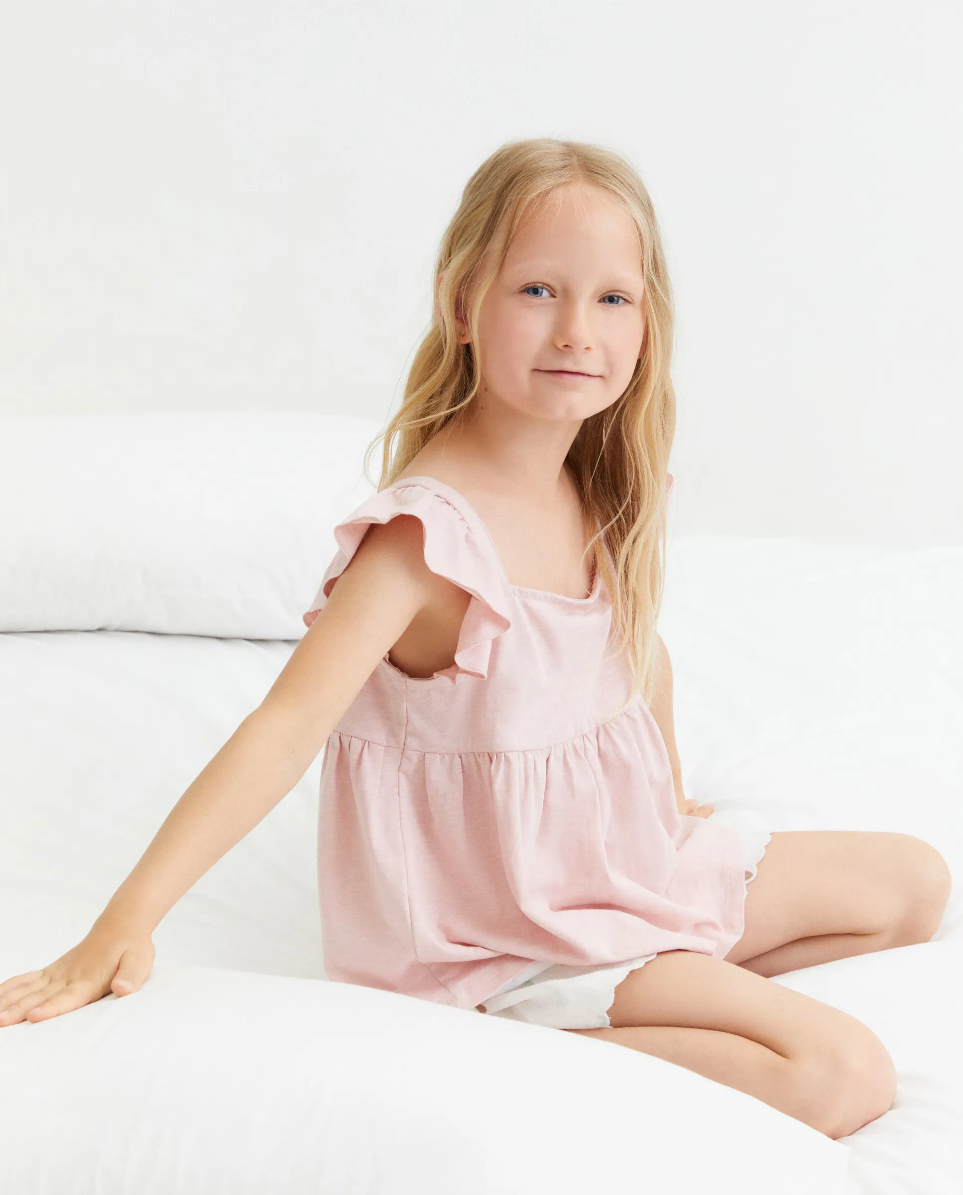 Детская майка с рюшами и эффектом неоднородной ткани Cotton Juice, цвет 220 Rosa palo
Детская майка с рюшами и эффектом неоднородной ткани Cotton Juice, цвет 220 Rosa palo