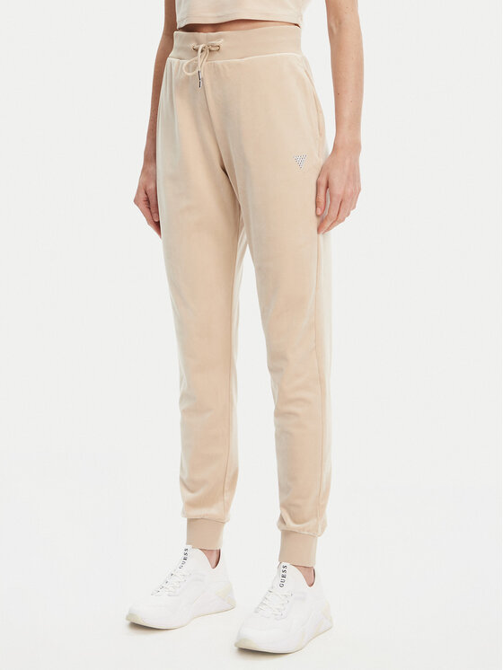Спортивные брюки обычного кроя V3BB27 K0232 Guess, бежевый
Спортивные брюки обычного кроя V3BB27 K0232 Guess, бежевый
