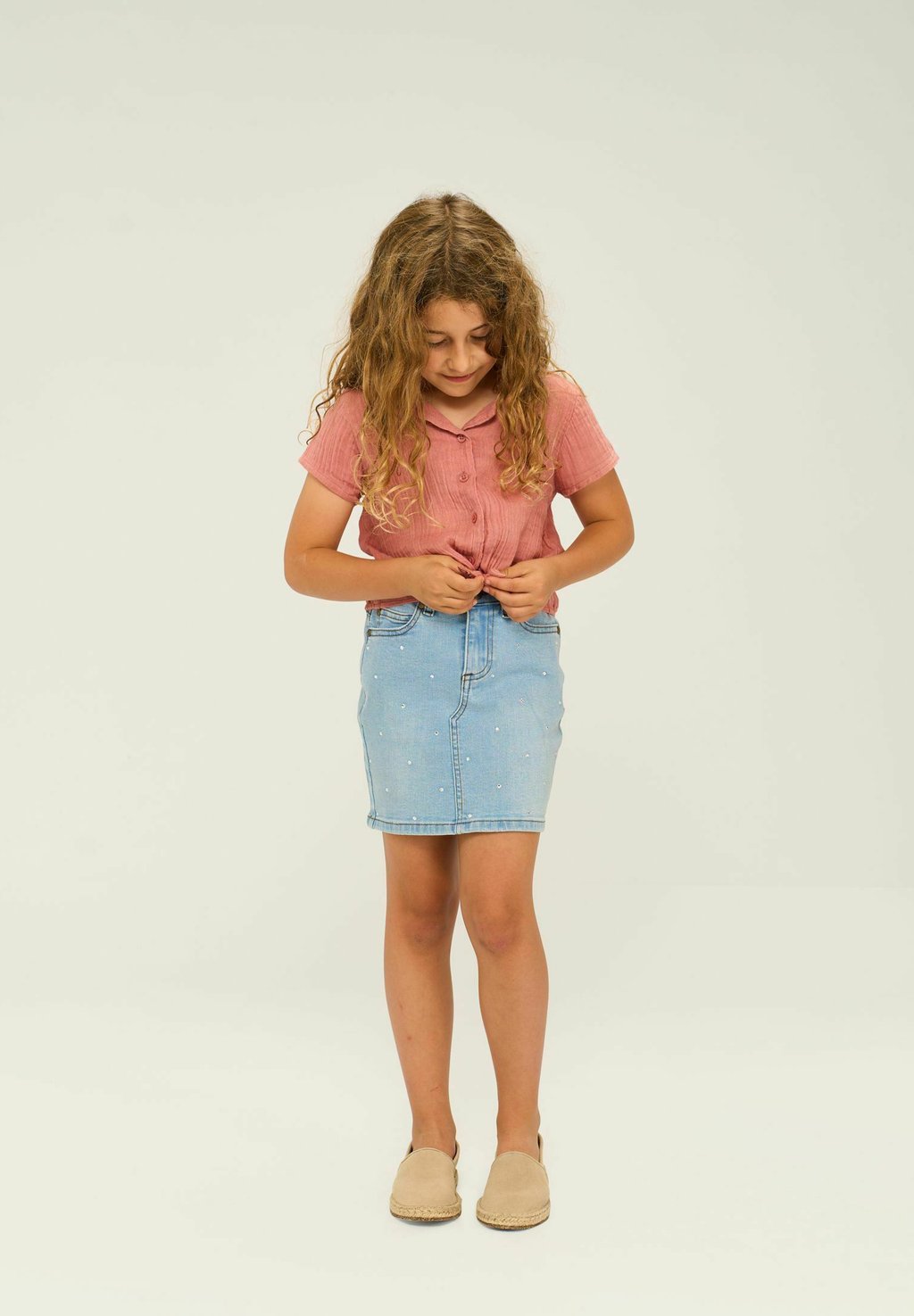 Юбка из денима ODA The New, цвет Light Blue Denim
Юбка из денима ODA The New, цвет Light Blue Denim