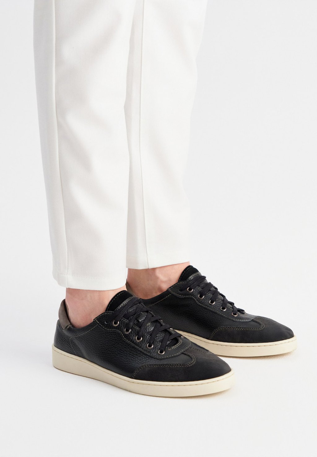 Кроссовки RYŁKO, черный
Кроссовки RYŁKO, черный