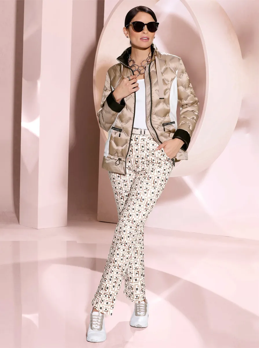 Стеганая куртка Creation L, без капюшона, бежевый
Стеганая куртка Creation L, без капюшона, бежевый