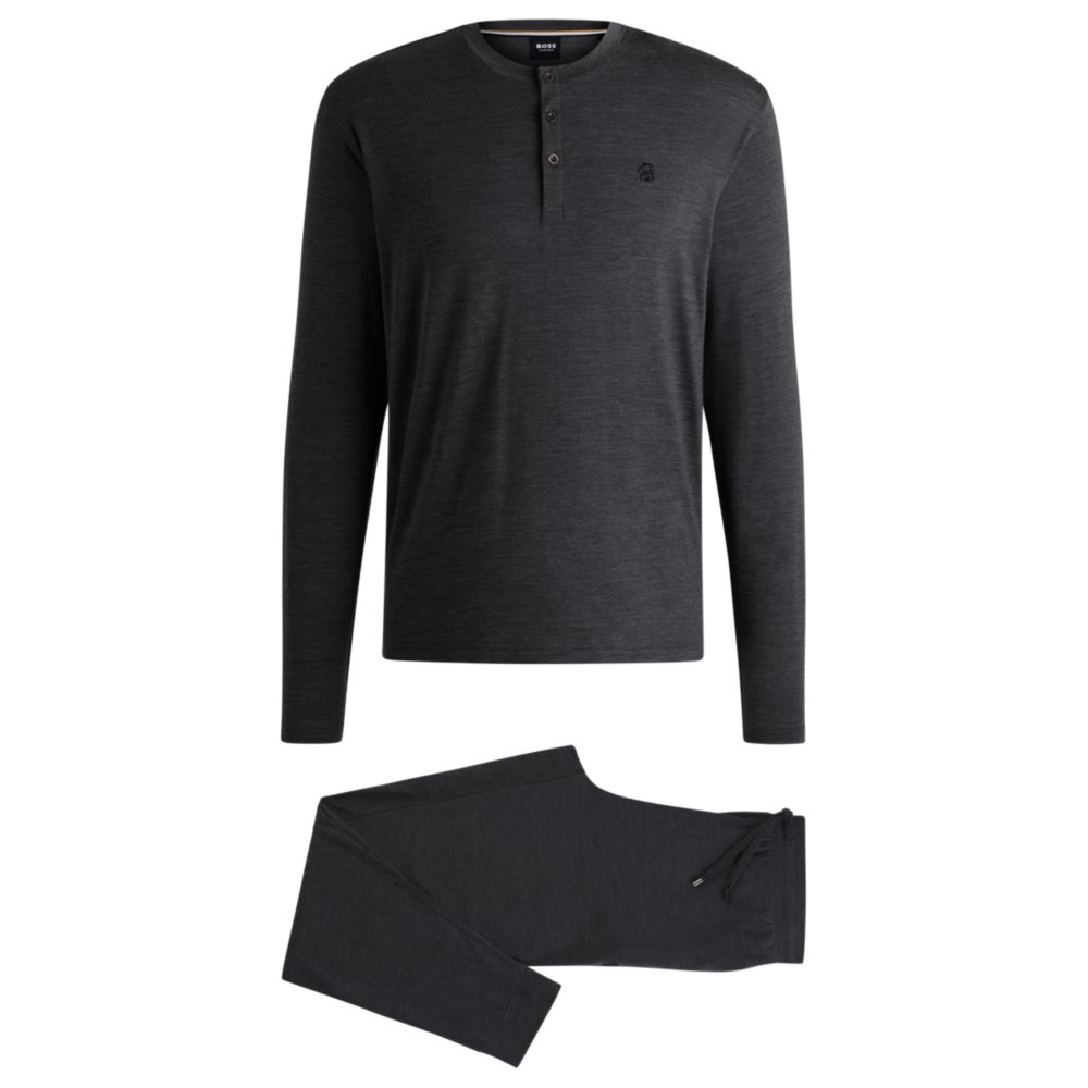 Пижама прямого кроя с вышитыми монограммами Double B BOSS, серый
Пижама прямого кроя с вышитыми монограммами Double B BOSS, серый