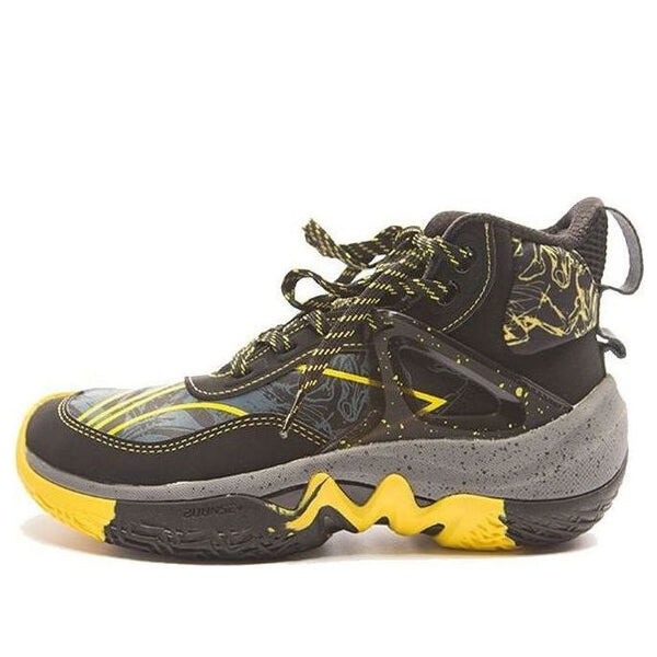 Команда пионеров кроссовок Li-Ning, черный
Команда пионеров кроссовок Li-Ning, черный