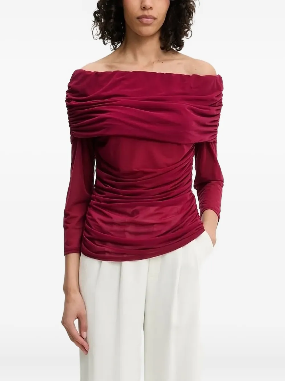 Драпированный топ с открытыми плечами NEVER FULLY DRESSED, красный
Драпированный топ с открытыми плечами NEVER FULLY DRESSED, красный