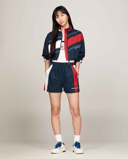 Женские спортивные брюки Tommy Jeans International Games Tommy Jeans, темно-синий
Женские спортивные брюки Tommy Jeans International Games Tommy Jeans, темно-синий