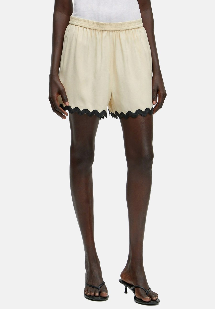 Шорты EDITED JULIANA, Camel Beige Braun/Beige
Шорты EDITED JULIANA, Camel Beige Braun/Beige