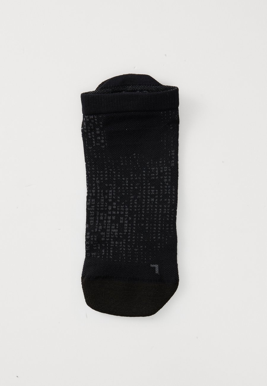 Носки ASICS PERFORMANCE RUN ANKLE SOCK UNISEX, Performance Black/Black
Носки ASICS PERFORMANCE RUN ANKLE SOCK UNISEX, Performance Black/Black
