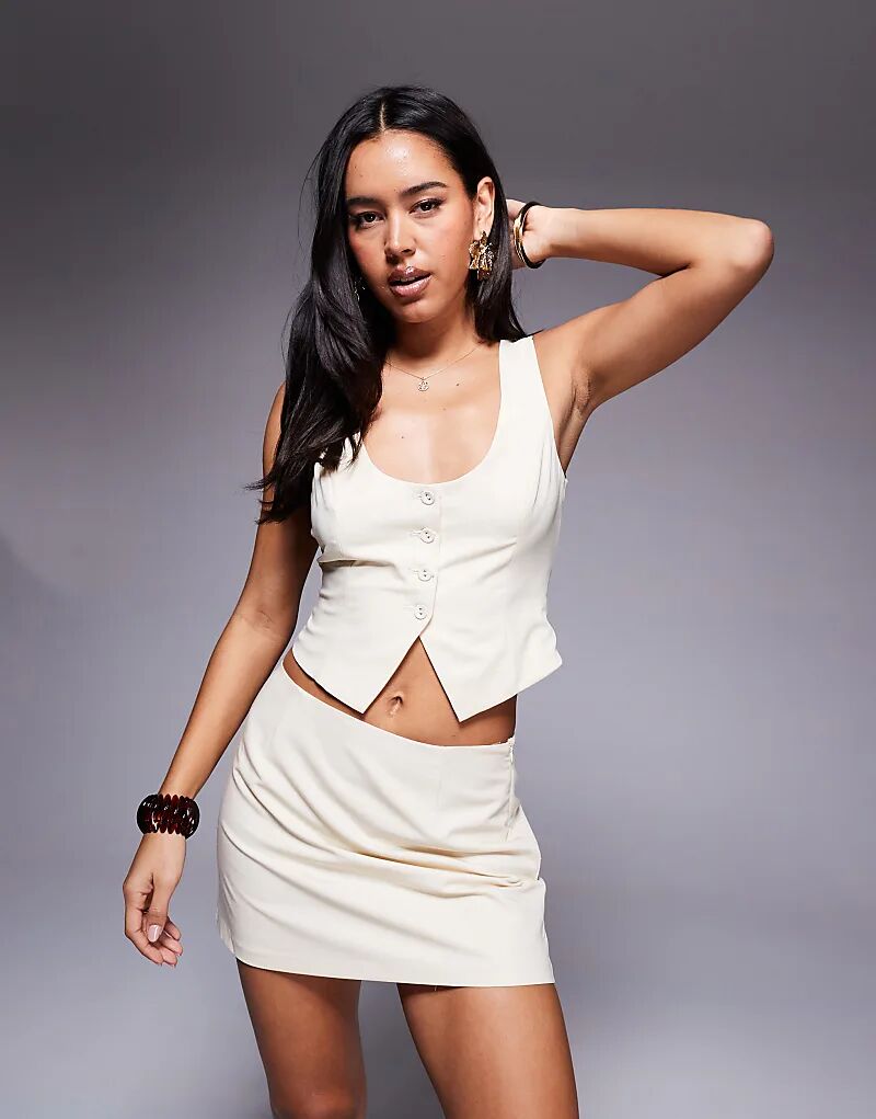 Принцесса Полли Хикару, сшитая на заказ, с круглым вырезом, бантом на спине, жилет и мини-юбка кремового цвета
Принцесса Полли Хикару, сшитая на заказ, с круглым вырезом, бантом на спине, жилет и мини-юбка кремового цвета