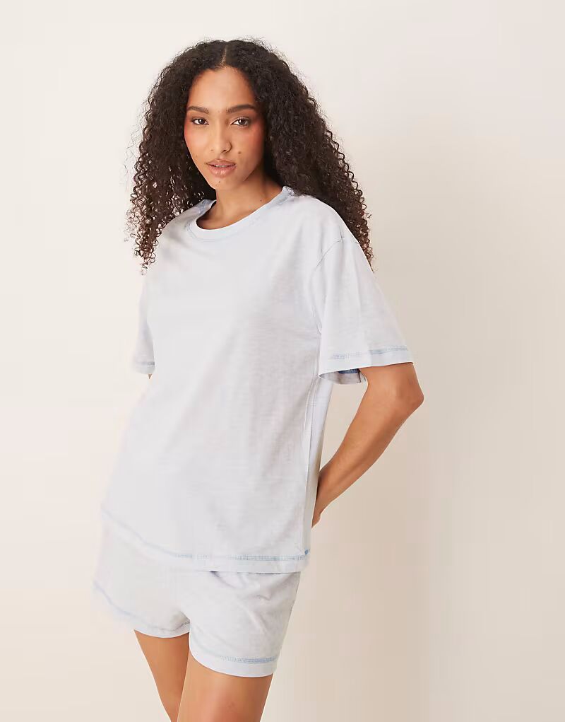 Комплект из футболки свободного кроя и короткой пижамы ASOS DESIGN в синем меланжевом цвете
Комплект из футболки свободного кроя и короткой пижамы ASOS DESIGN в синем меланжевом цвете