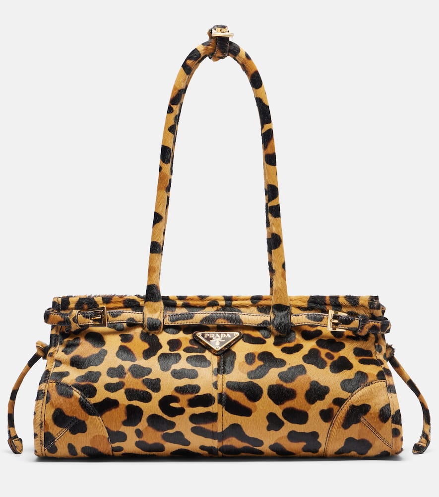 Сумка через плечо Bonnie Medium из меха телёнка Prada, Neutral, Коричневый, Сумка через плечо Bonnie Medium из меха телёнка Prada, Neutral
Сумка через плечо Bonnie Medium из меха телёнка Prada, Neutral, Коричневый, Сумка через плечо Bonnie Medium из меха телёнка Prada, Neutral