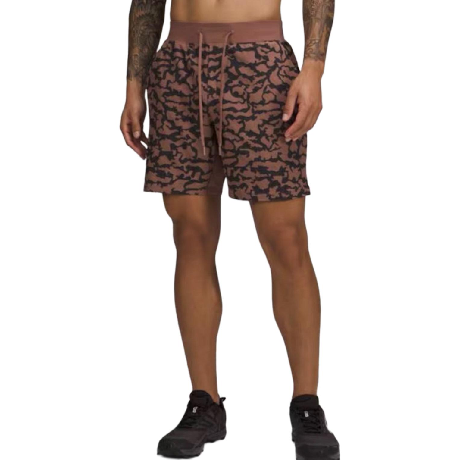 Мужские спортивные шорты T.H.E Lululemon, камуфляж
Мужские спортивные шорты T.H.E Lululemon, камуфляж