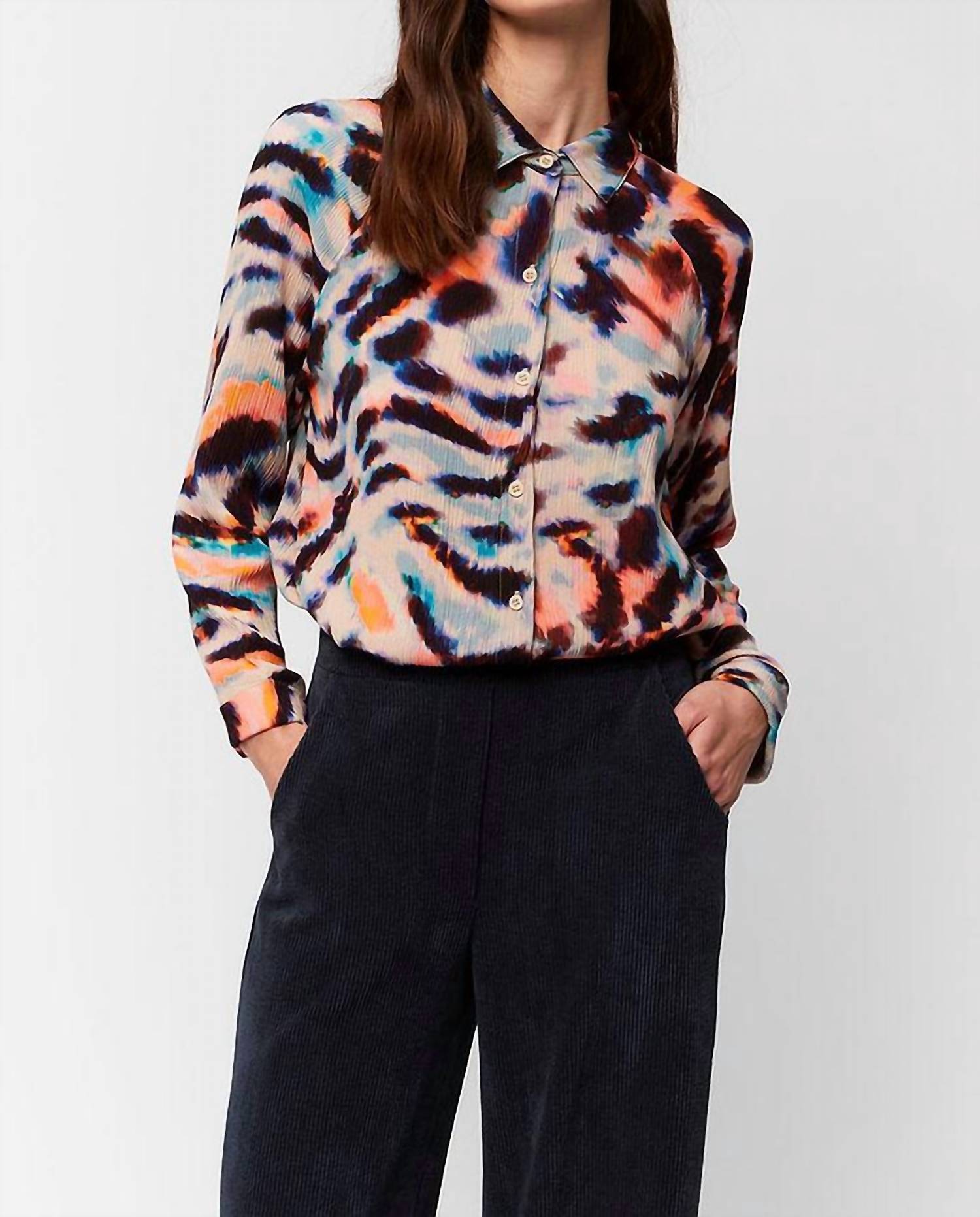 Блузка Chloe с пуговицами спереди в цвете «зебра» Aldo Martins, цвет zebra multi
Блузка Chloe с пуговицами спереди в цвете «зебра» Aldo Martins, цвет zebra multi