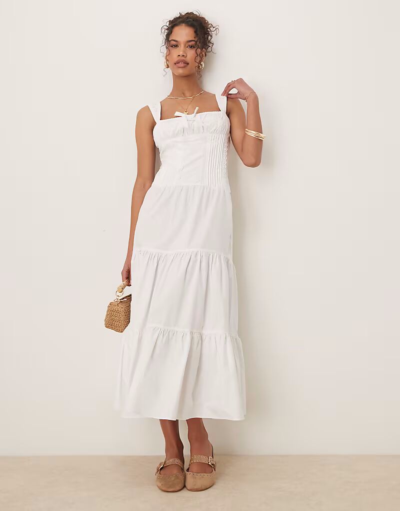 Гламурное платье-макси из поплина в стиле корсета белого цвета Glamorous
Гламурное платье-макси из поплина в стиле корсета белого цвета Glamorous