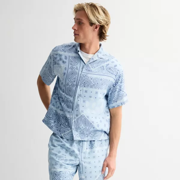 Мужская свободная рубашка с банданой и пуговицами Retrofit, голубой
Мужская свободная рубашка с банданой и пуговицами Retrofit, голубой