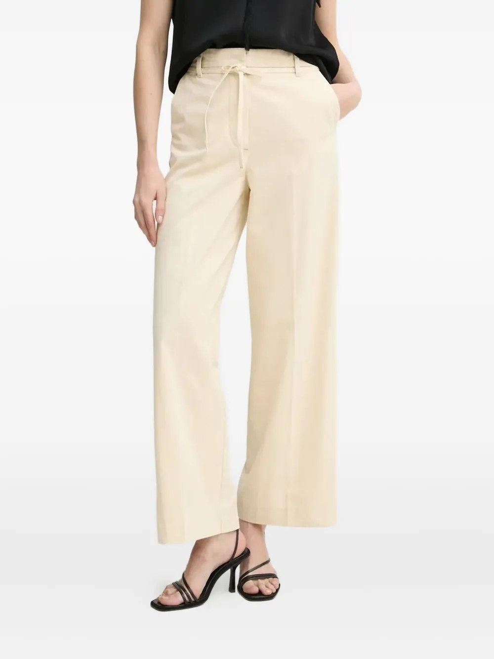 Прямые брюки с завязкой на талии Day Birger Et Mikkelsen, нейтральный
Прямые брюки с завязкой на талии Day Birger Et Mikkelsen, нейтральный