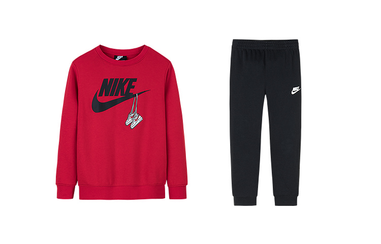 Nike Повседневная спортивная одежда в стиле preppy красная для детей 3-7 лет
Nike Повседневная спортивная одежда в стиле preppy красная для детей 3-7 лет