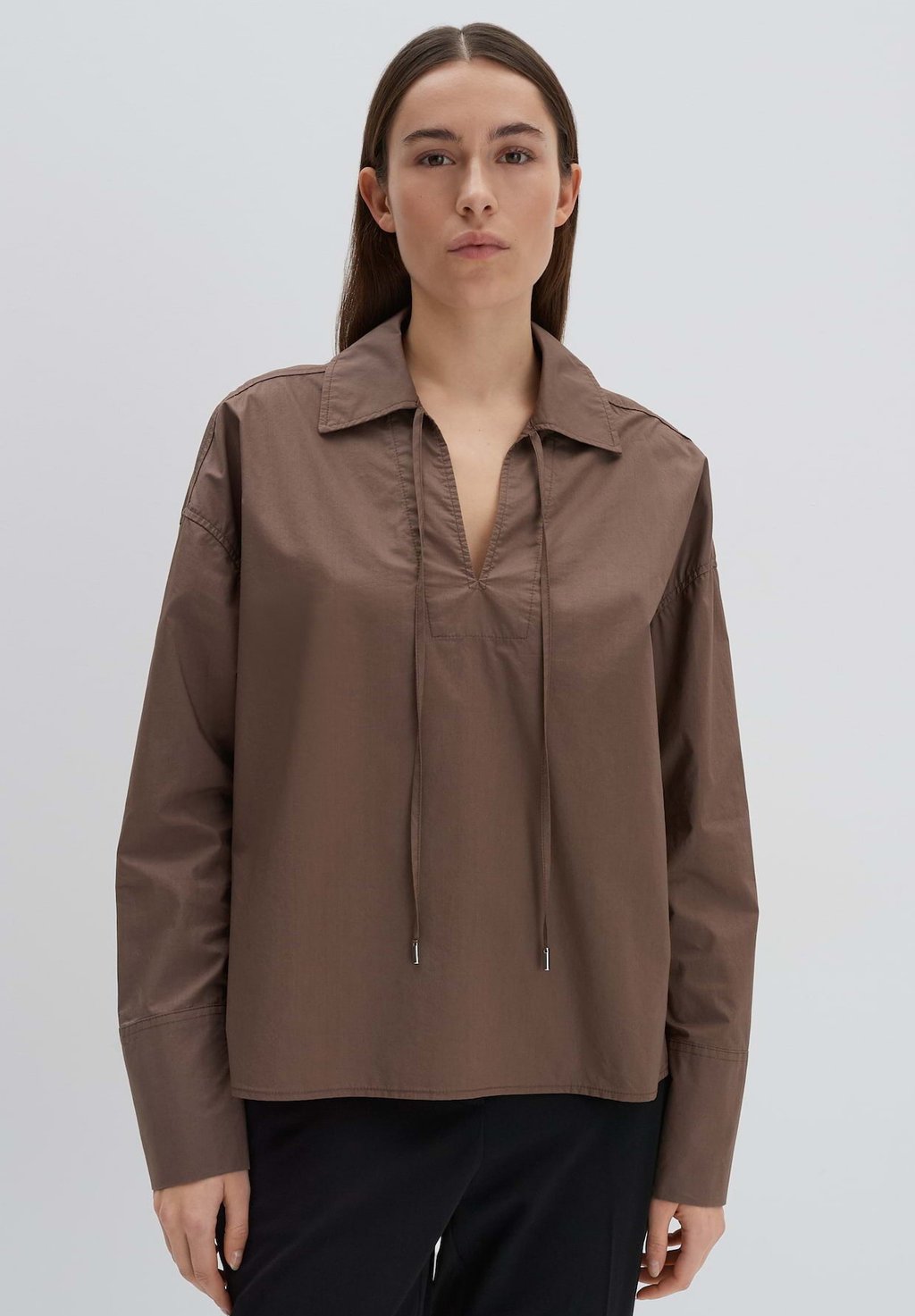 Блуза LANGARM ZAROLINE someday., коричневый
Блуза LANGARM ZAROLINE someday., коричневый