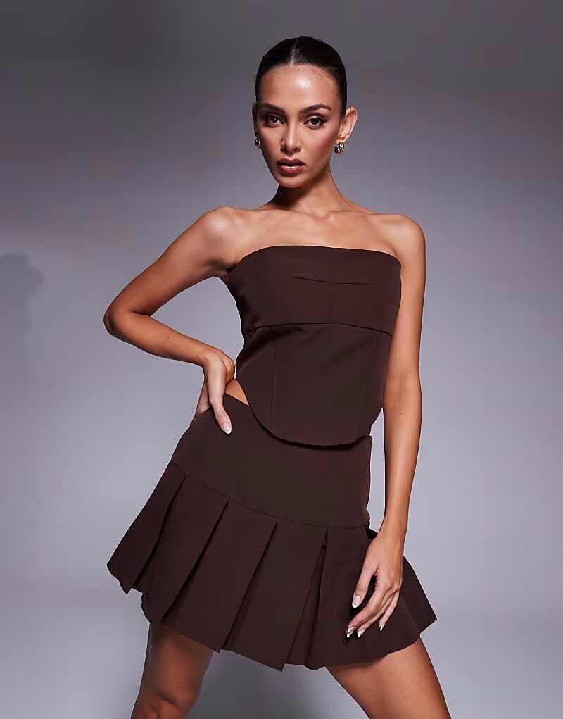 Корсет-бандо Sylvie, приталенный, коричневый Wanderdoll
Корсет-бандо Sylvie, приталенный, коричневый Wanderdoll