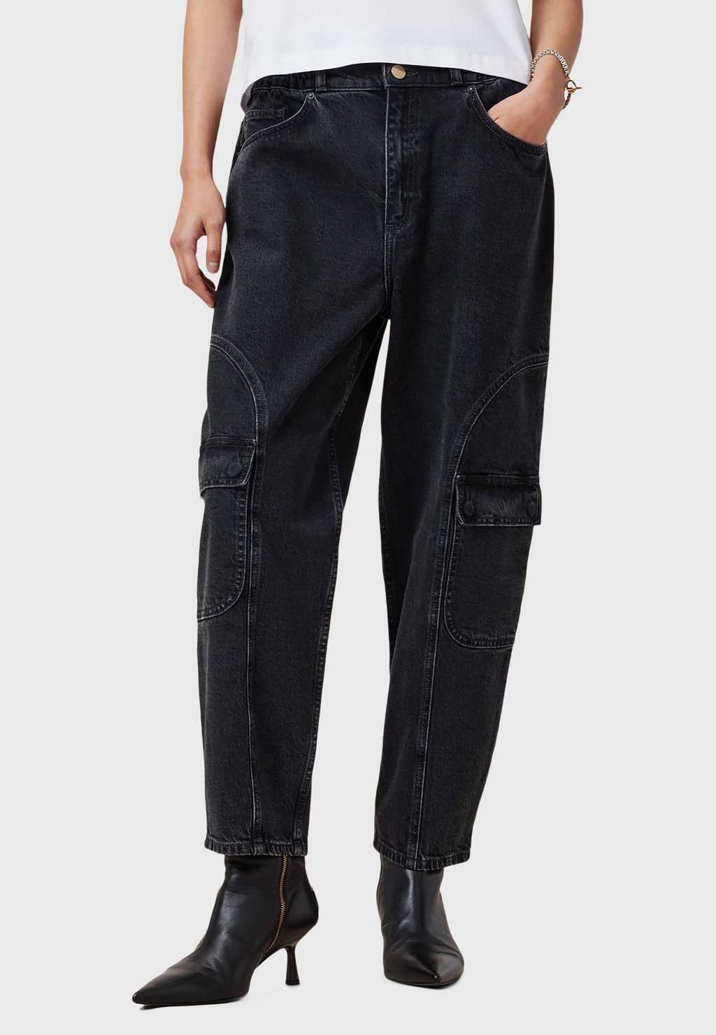 Джинсы прямого покроя AllSaints, черный
Джинсы прямого покроя AllSaints, черный
