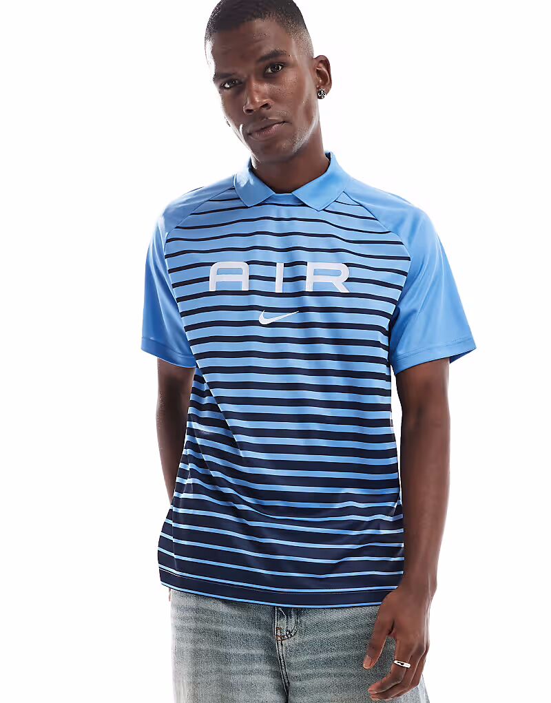Футболка Nike Air с графическим принтом синего цвета
Футболка Nike Air с графическим принтом синего цвета