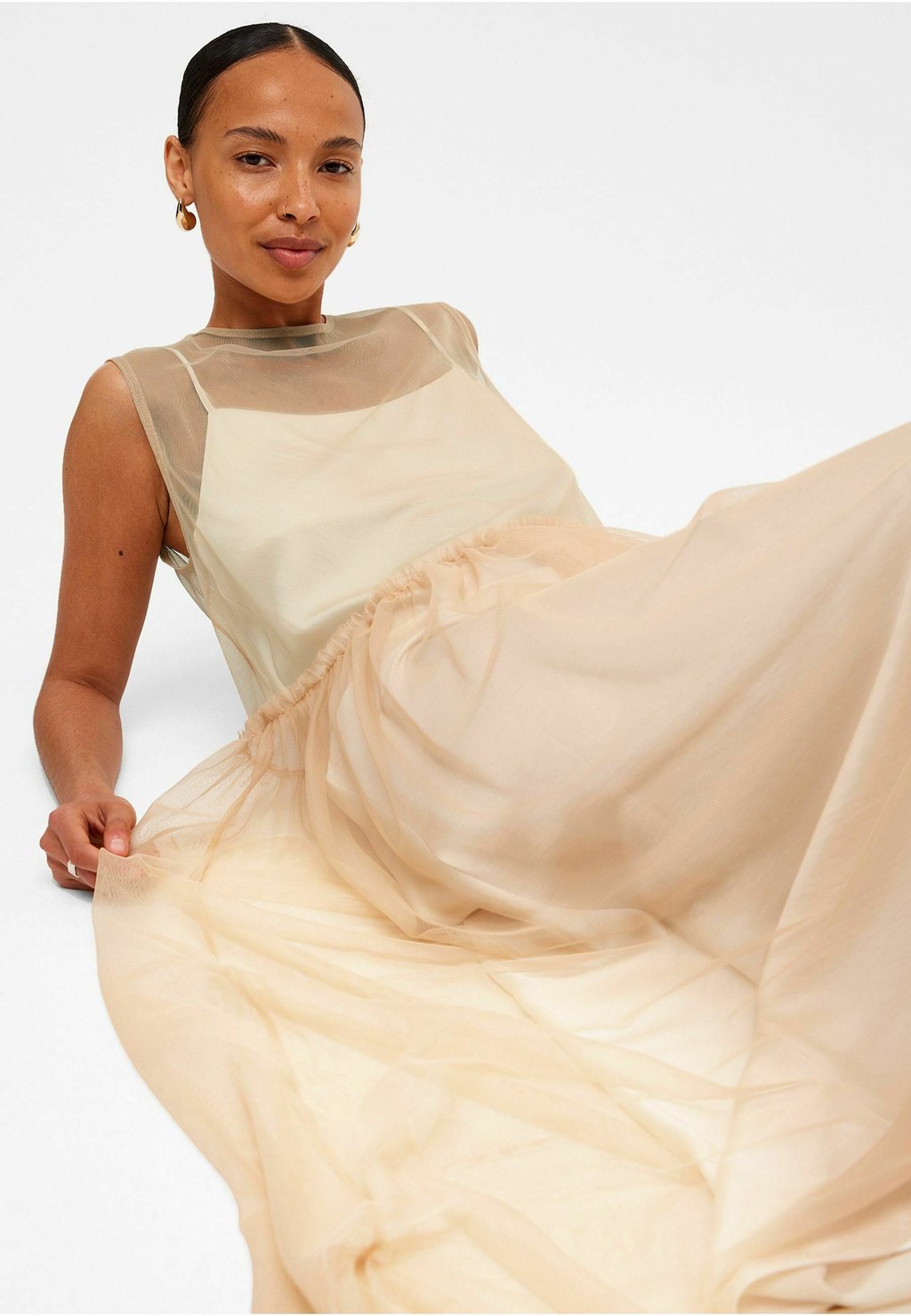 Коктейльное/вечернее платье Kappahl, бежевый
Коктейльное/вечернее платье Kappahl, бежевый