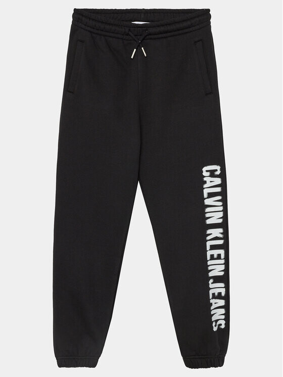 Спортивные брюки свободного кроя Calvin Klein, черный
Спортивные брюки свободного кроя Calvin Klein, черный