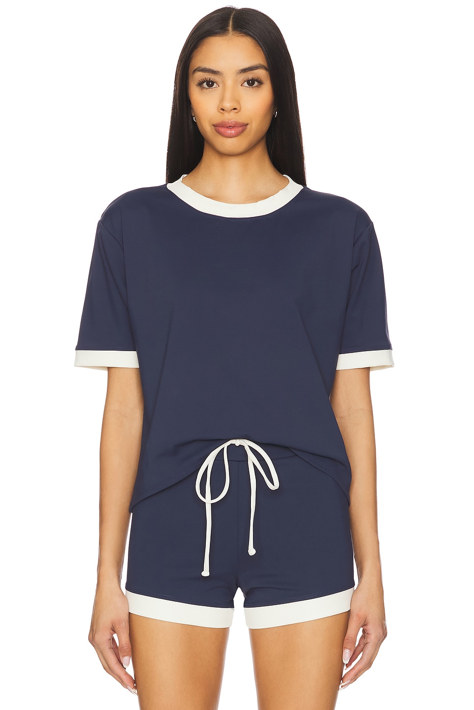 Футболка Akari Port De Bras, navy & chantilly
Футболка Akari Port De Bras, navy & chantilly