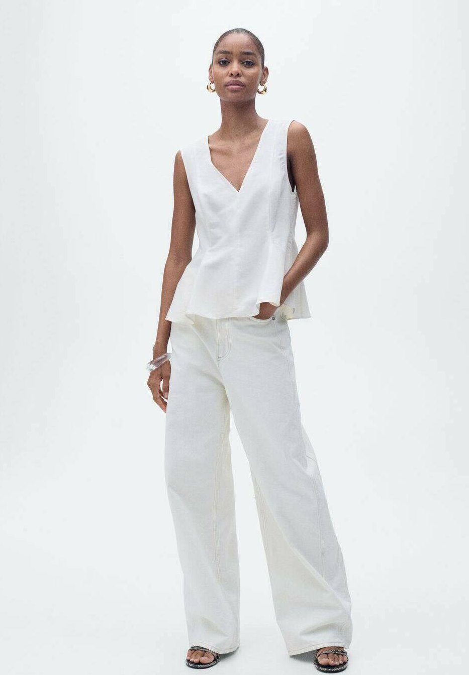 Топ PEP Mango, слоновая кость
Топ PEP Mango, слоновая кость