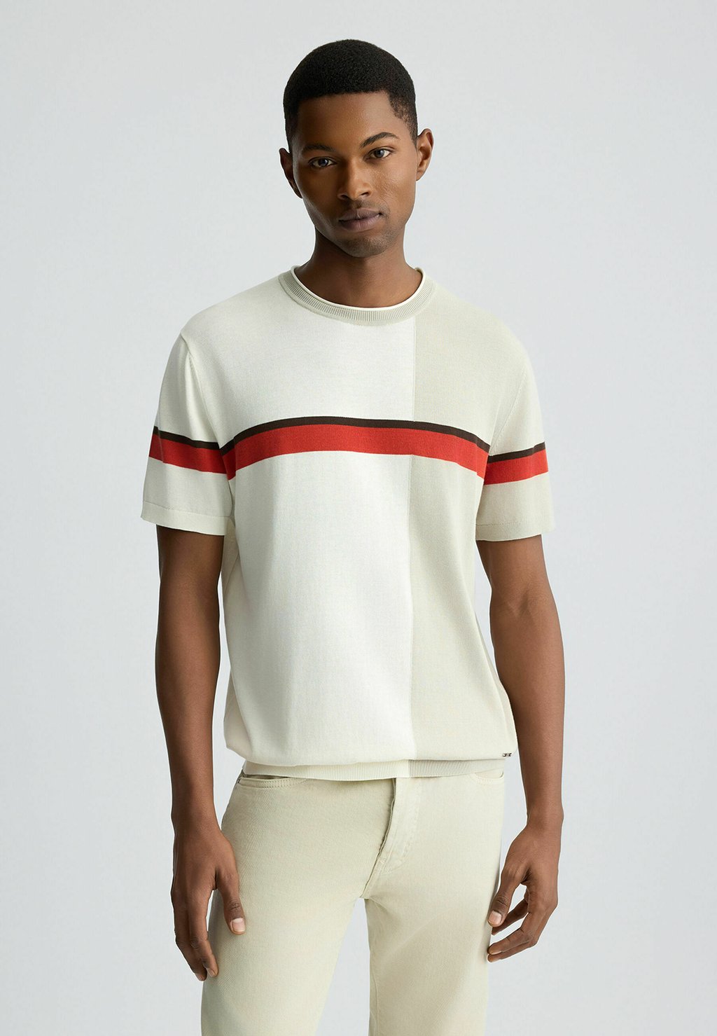 Футболка с принтом LIU JO, бежевый
Футболка с принтом LIU JO, бежевый