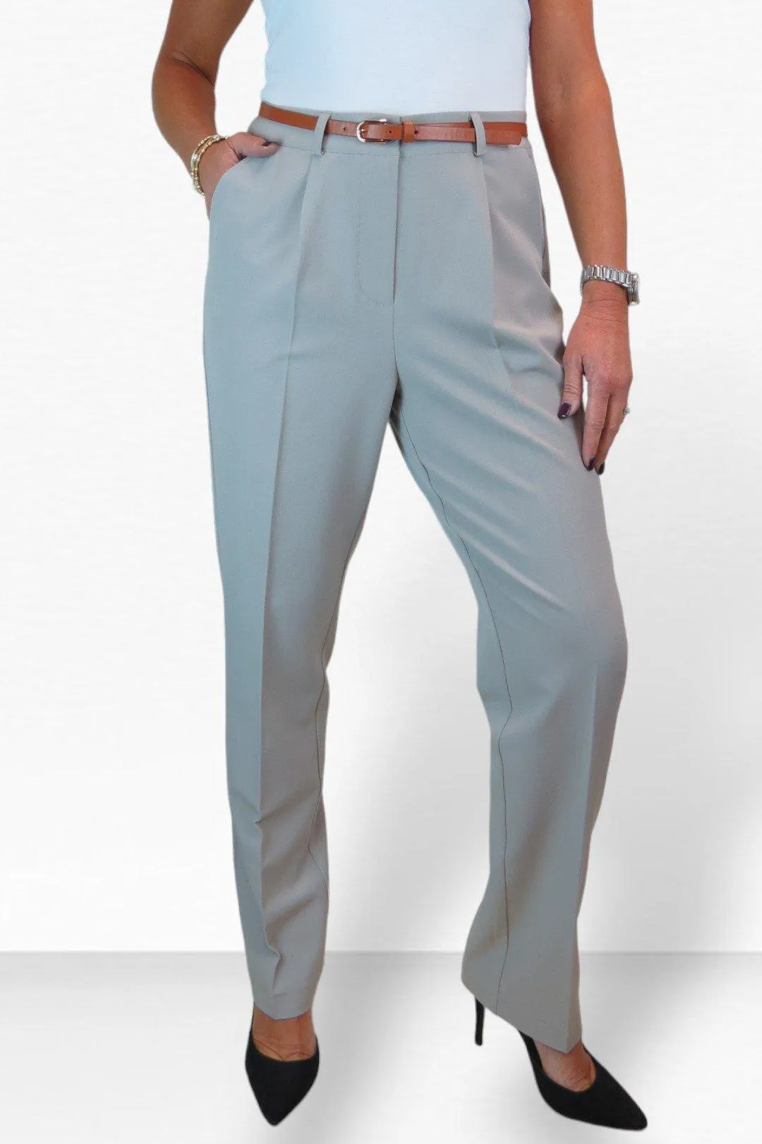 Умные зауженные брюки приталенного кроя Paulo Due, серый
Умные зауженные брюки приталенного кроя Paulo Due, серый