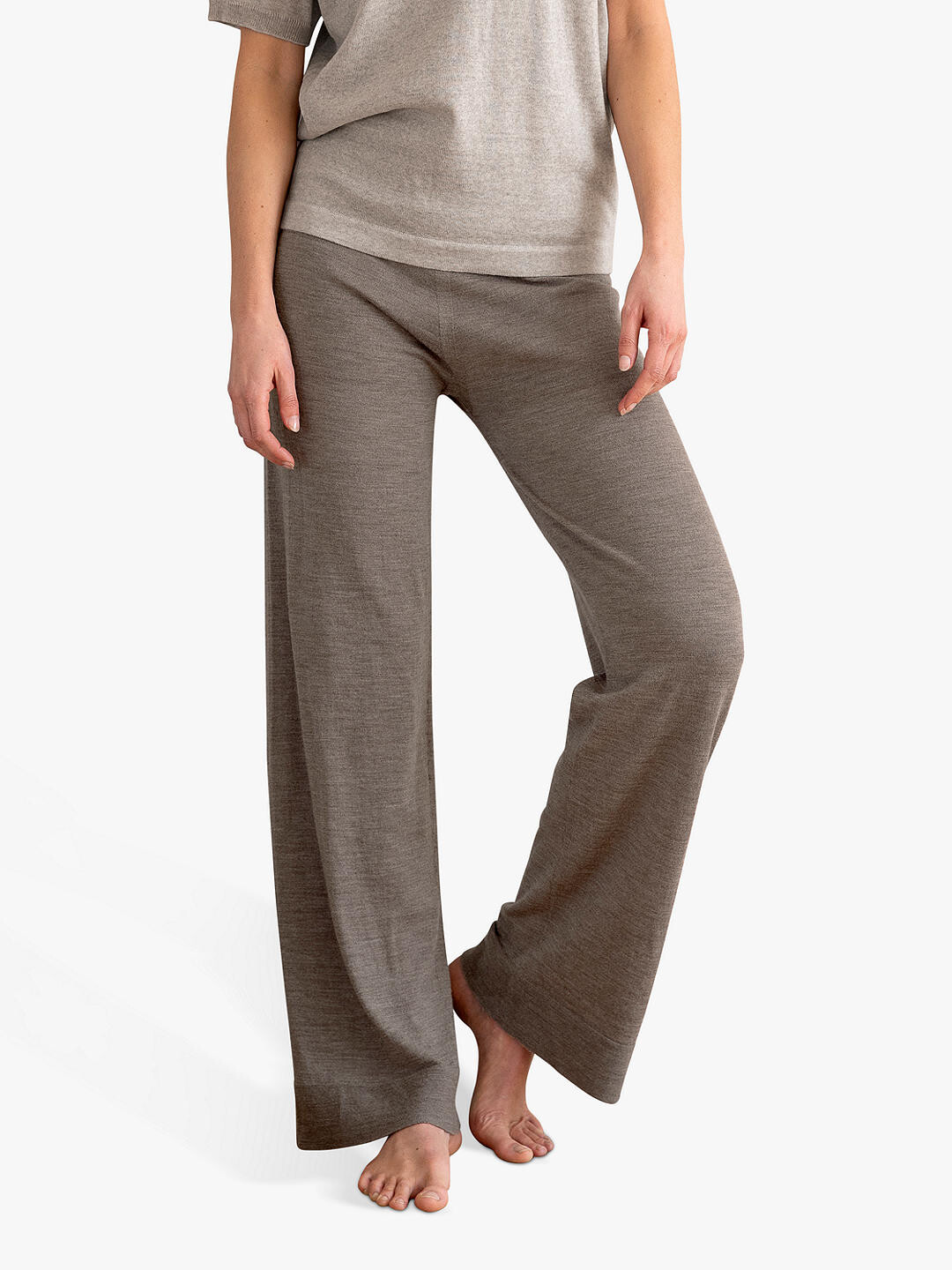 Шерстяные брюки для отдыха Celtic & Co., бисквитный цвет 
Шерстяные брюки для отдыха Celtic & Co., бисквитный цвет