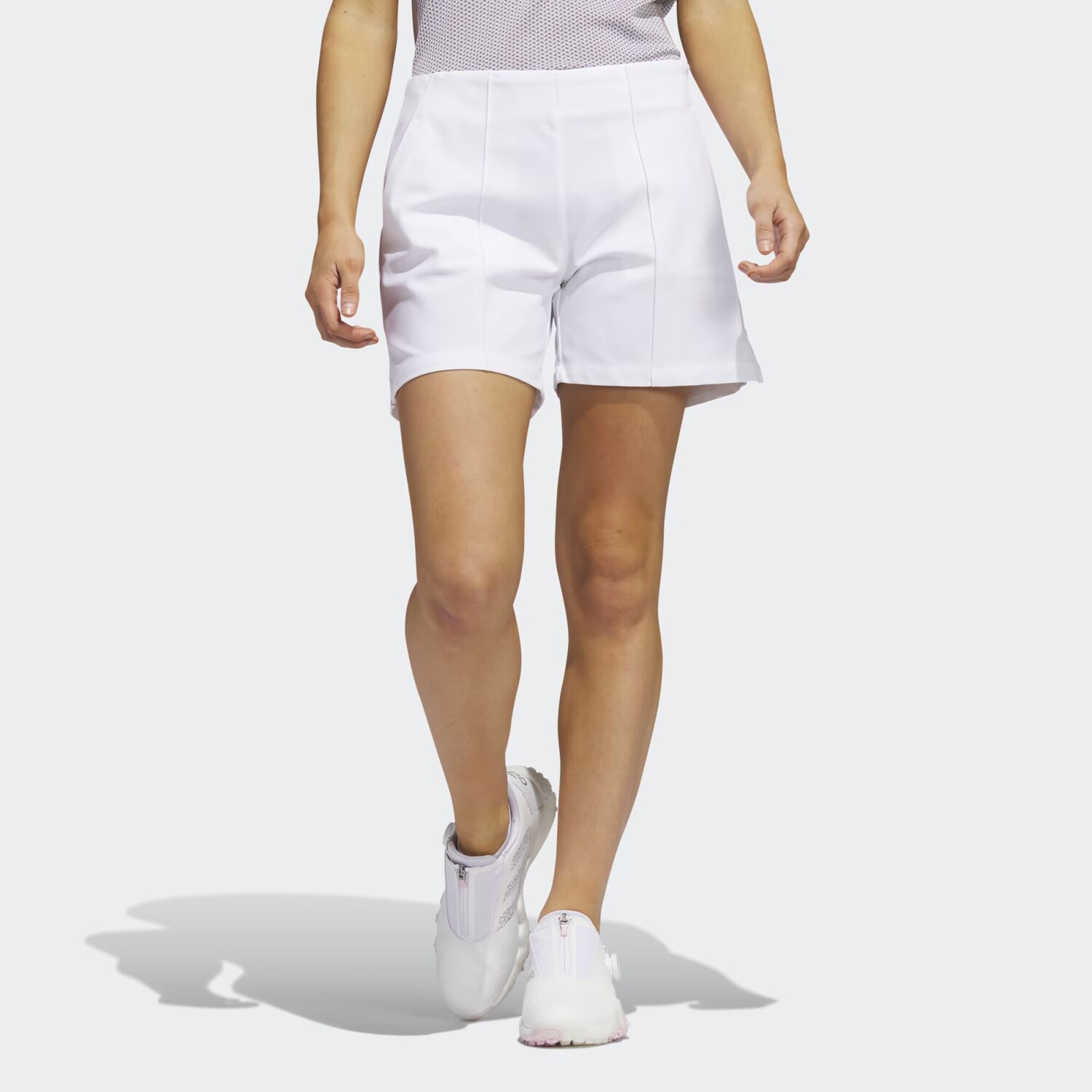 5-Дюймовые шорты для гольфа без защипов с защипами Adidas, цвет White
5-Дюймовые шорты для гольфа без защипов с защипами Adidas, цвет White
