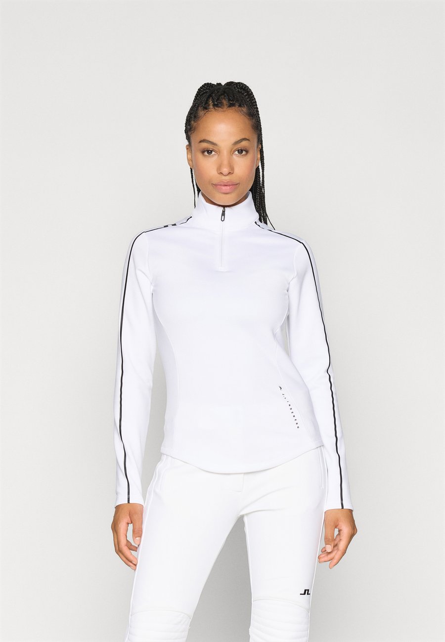 Топ J.LINDEBERG Sports NEFE QUARTER ZIP MID LAYER, White
Топ J.LINDEBERG Sports NEFE QUARTER ZIP MID LAYER, White