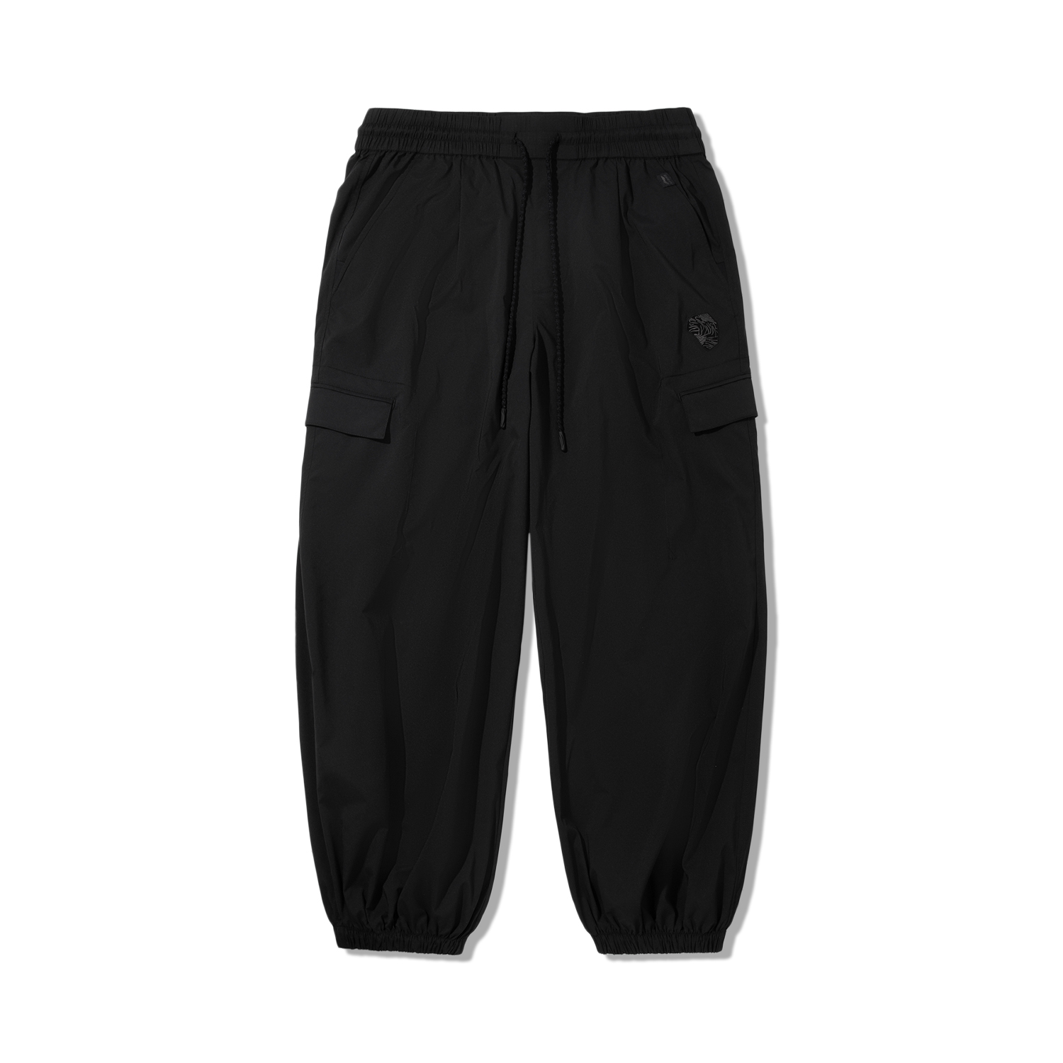 LiNing Черные повседневные брюки CHENGLONG LIANMINGKUAN
LiNing Черные повседневные брюки CHENGLONG LIANMINGKUAN