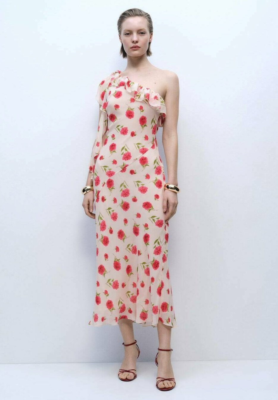 Элегантное платье ROSE Mango, бежевый
Элегантное платье ROSE Mango, бежевый