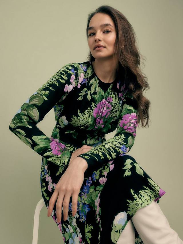 Платье миди с батвинг-рукавом и цветочным принтом FLORERE, Multi
Платье миди с батвинг-рукавом и цветочным принтом FLORERE, Multi